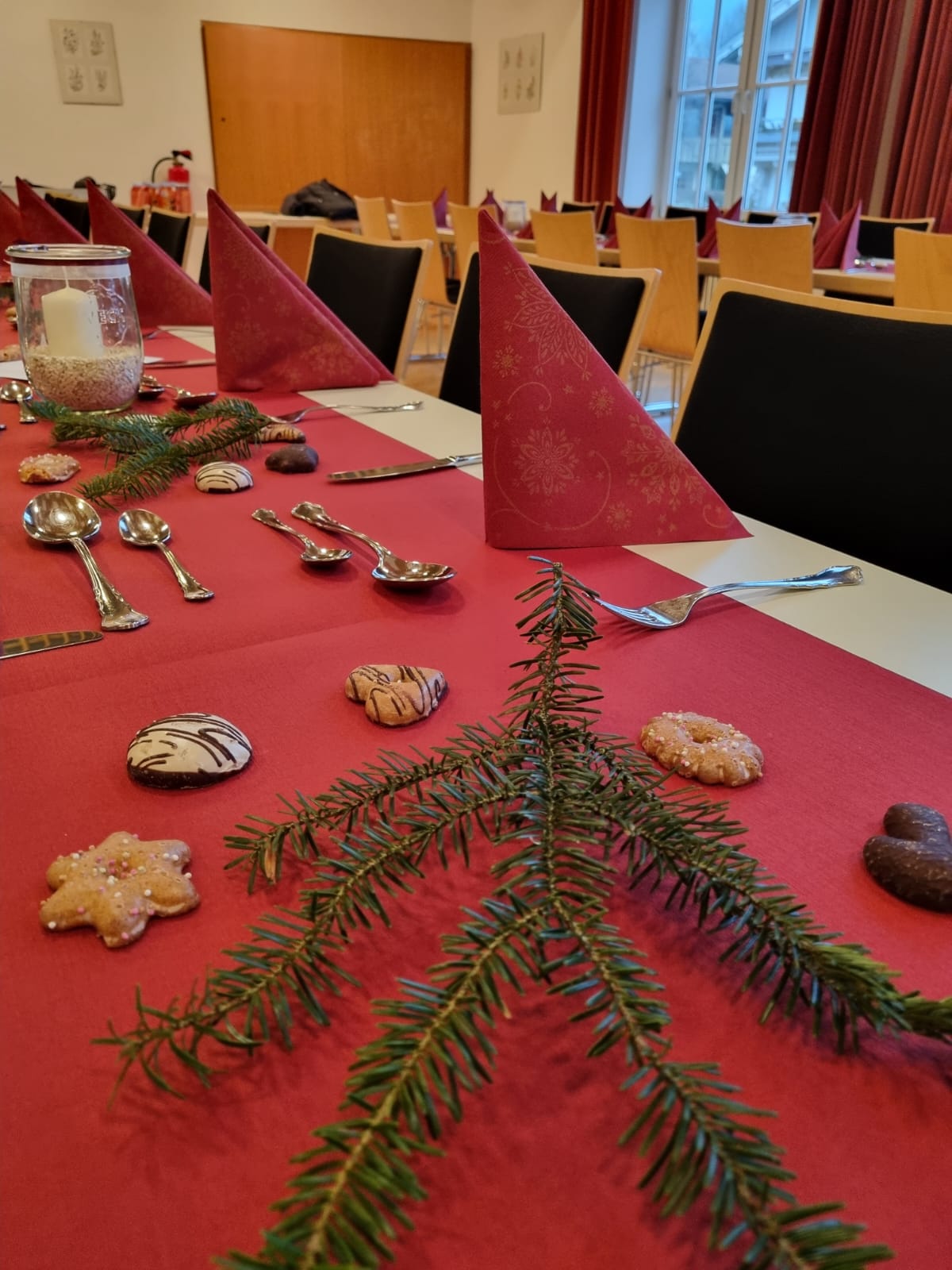  Feier im Kolpinghaus - weihnachtlich geschmückt 